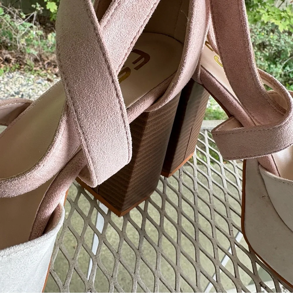 ROMANTIC NEW KARI SUEDE PLATFORM PUMPS